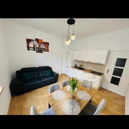 Apartment Divon Old Town